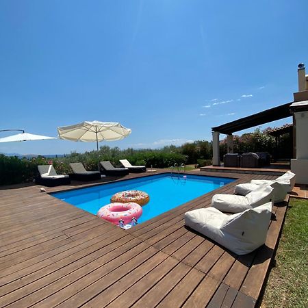 Georges Villa Galaxidi, Family, Pool And Garden Luaran gambar