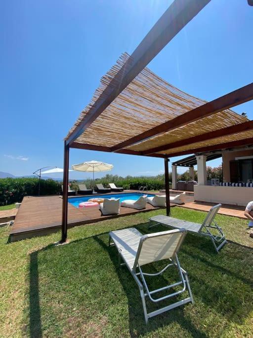 Georges Villa Galaxidi, Family, Pool And Garden Luaran gambar
