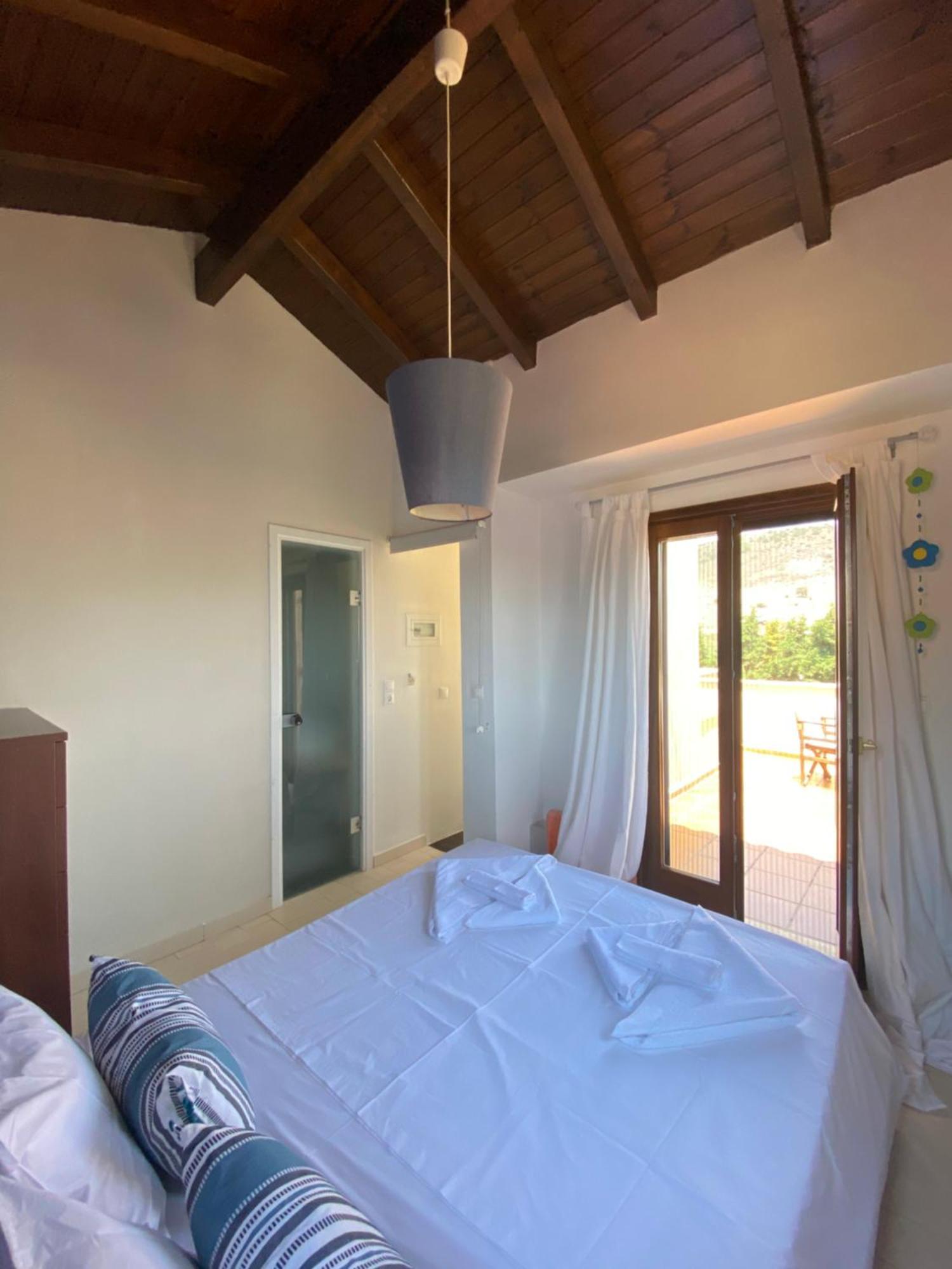 Georges Villa Galaxidi, Family, Pool And Garden Luaran gambar