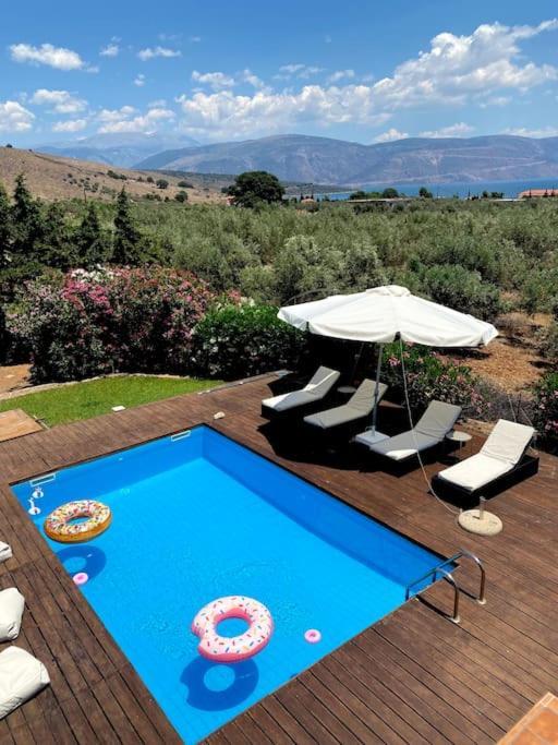 Georges Villa Galaxidi, Family, Pool And Garden Luaran gambar
