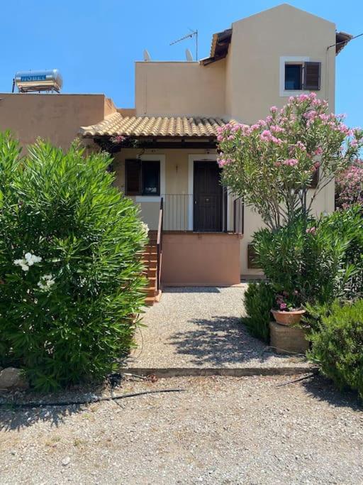 Georges Villa Galaxidi, Family, Pool And Garden Luaran gambar
